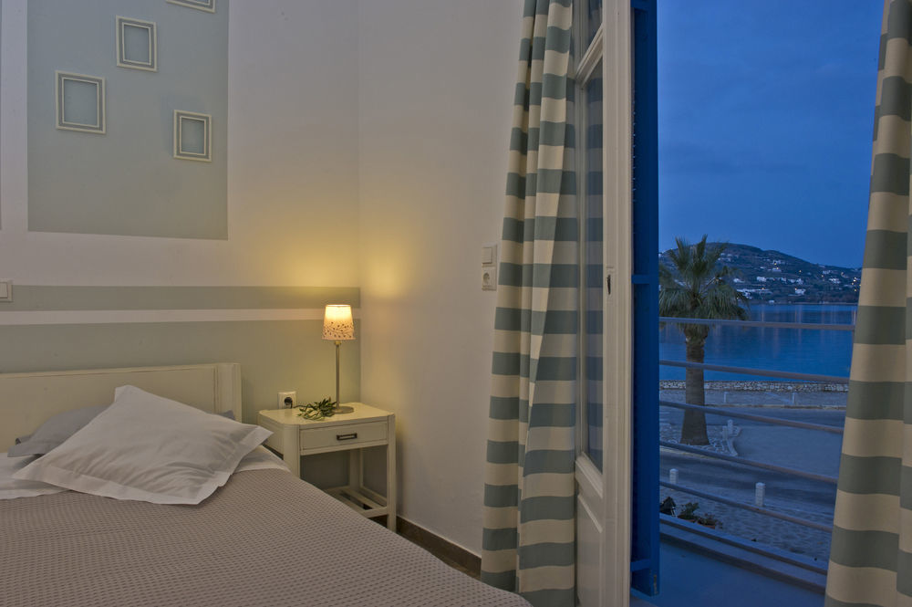 Hotel Oasis Páros 외부 사진