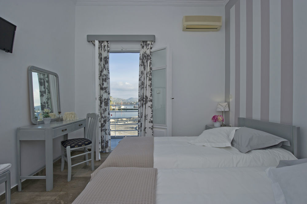 Hotel Oasis Páros 외부 사진