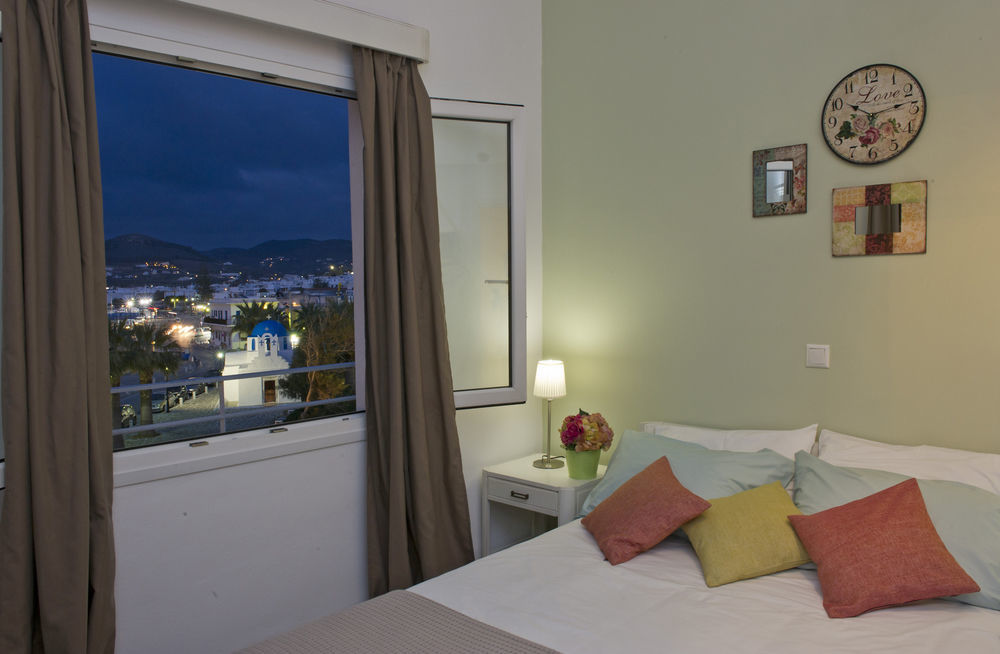 Hotel Oasis Páros 외부 사진