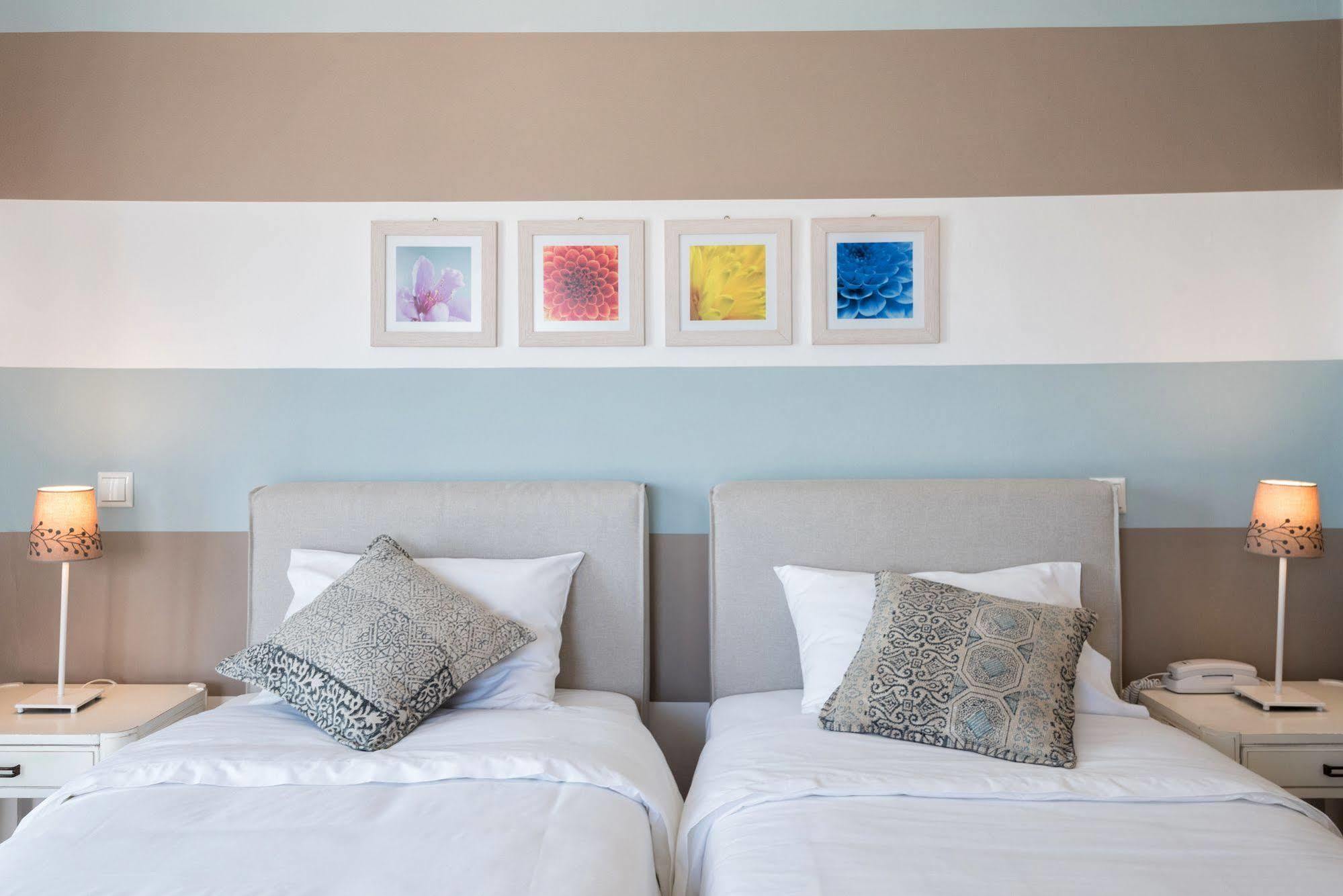 Hotel Oasis Páros 외부 사진